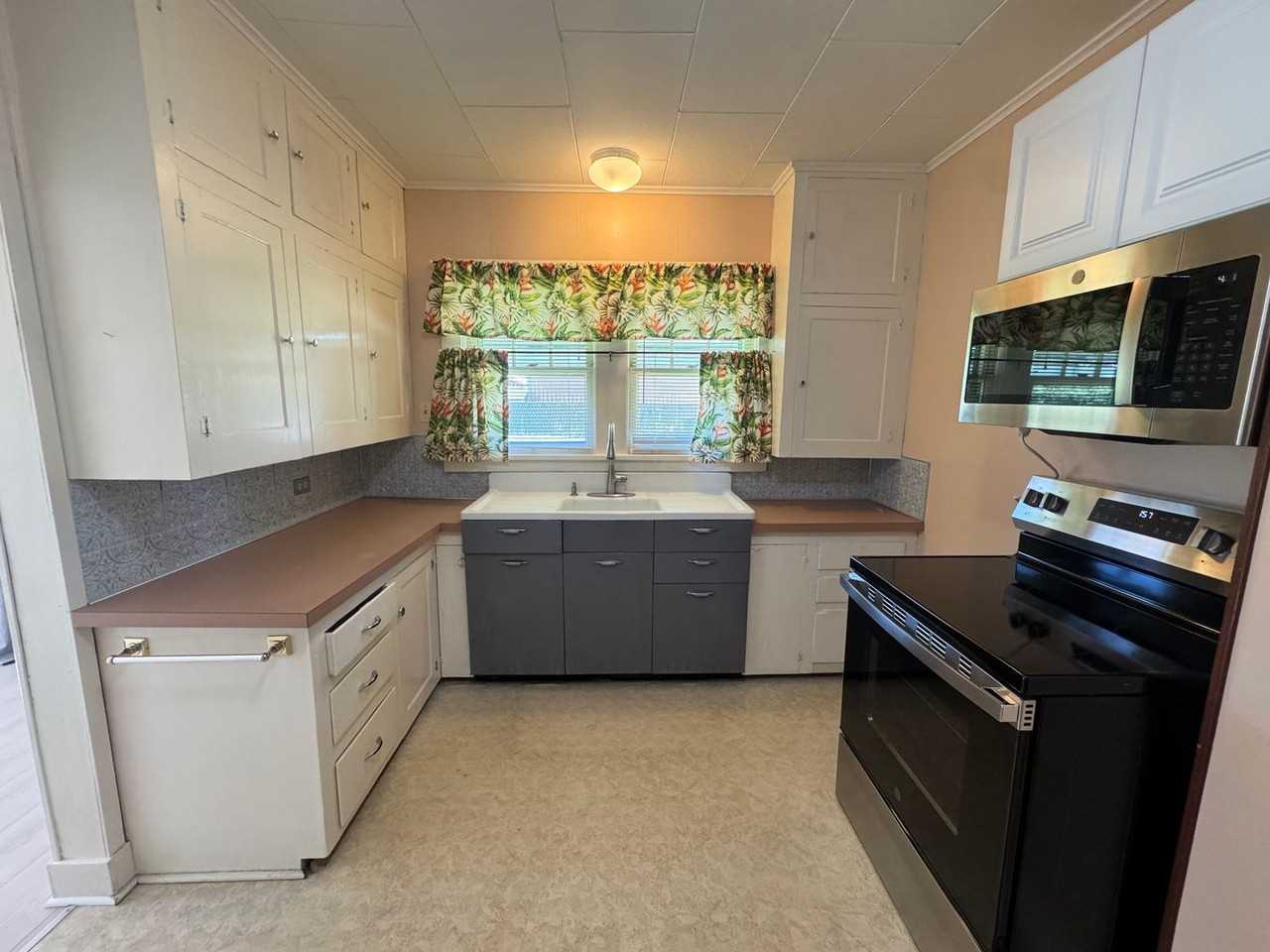 7400 Se Otty St - Photo 2 of 19