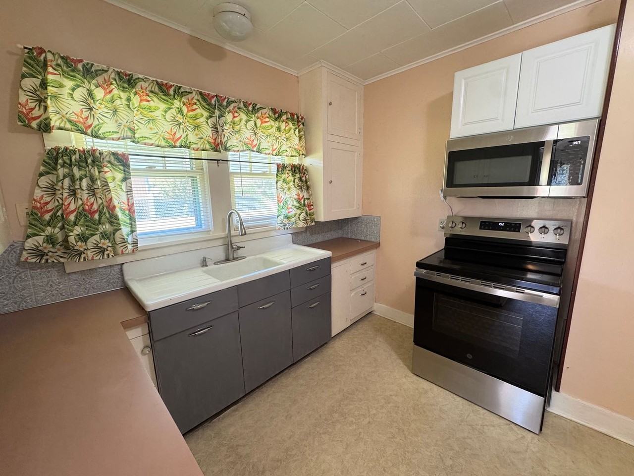 7400 Se Otty St - Photo 3 of 19