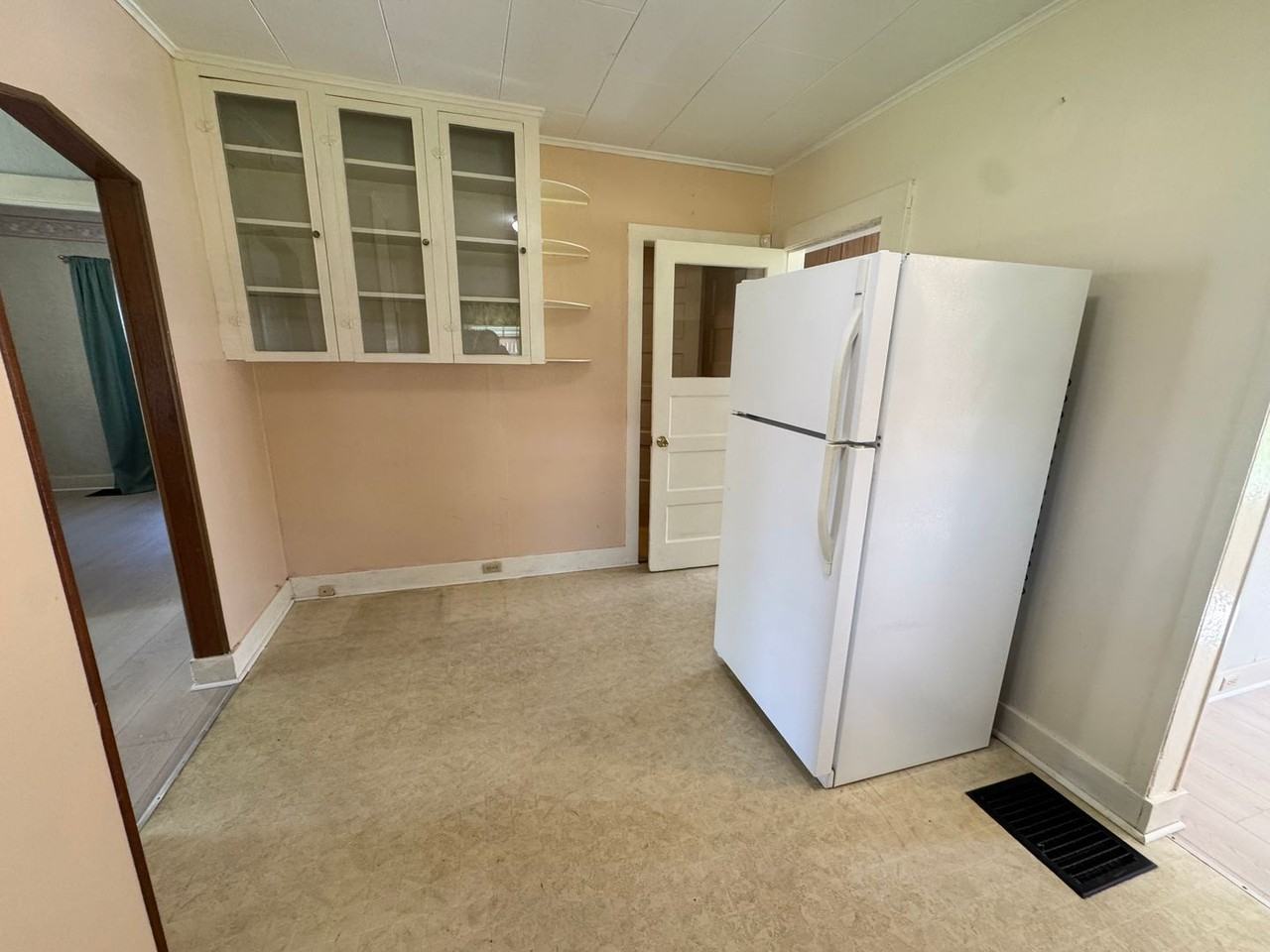 7400 Se Otty St - Photo 4 of 19