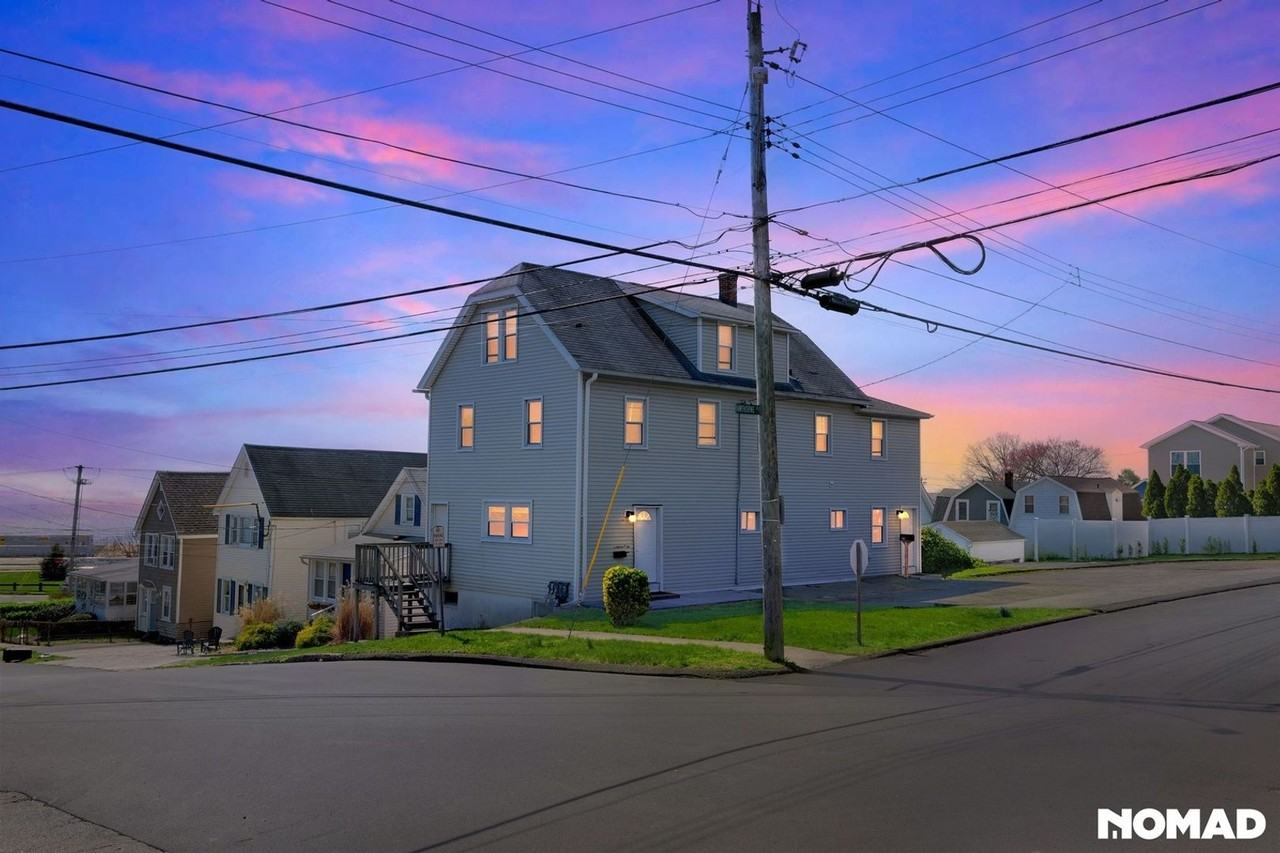 54 Dawson Ave