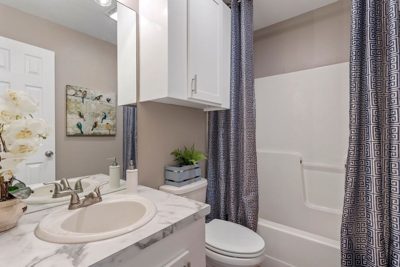 127 Kathy Rd - Photo 7 of 12