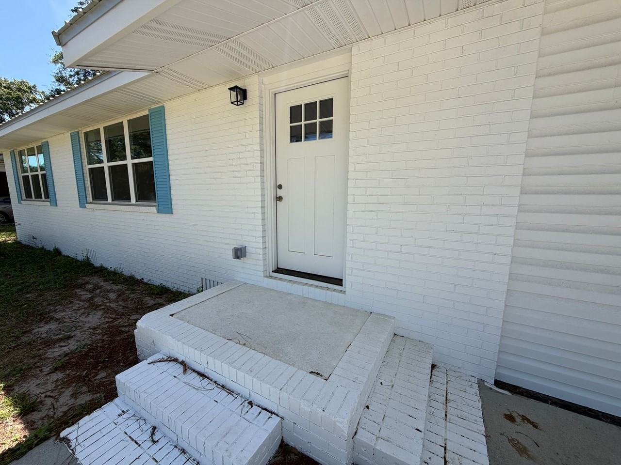 2640 Canary Dr - Photo 2 of 19