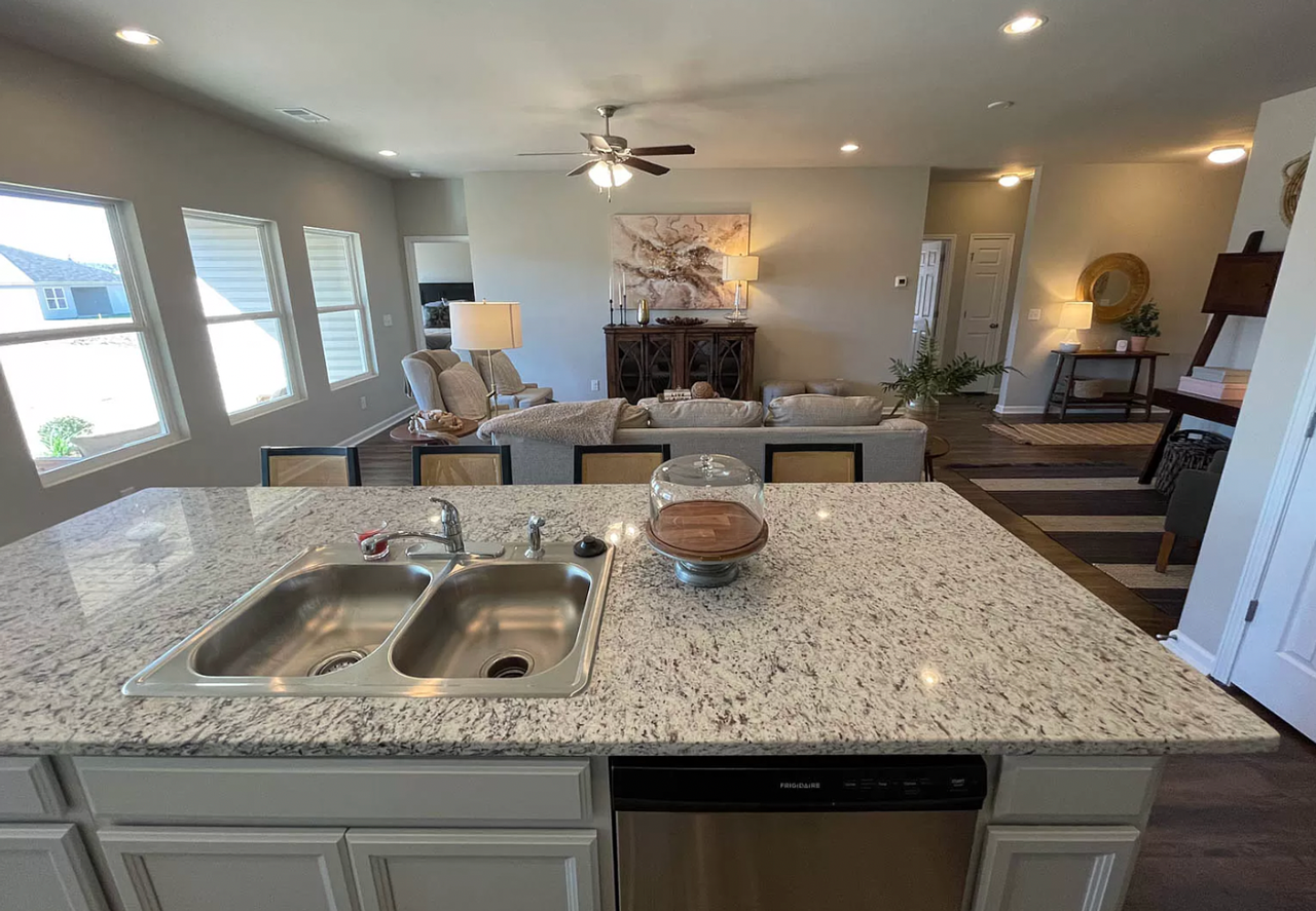 16437 S 87th East Ave - Photo 6 of 14