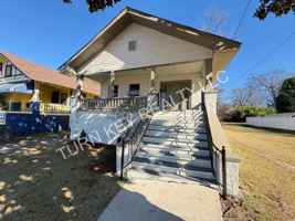 featured image of 219 47th Pl N