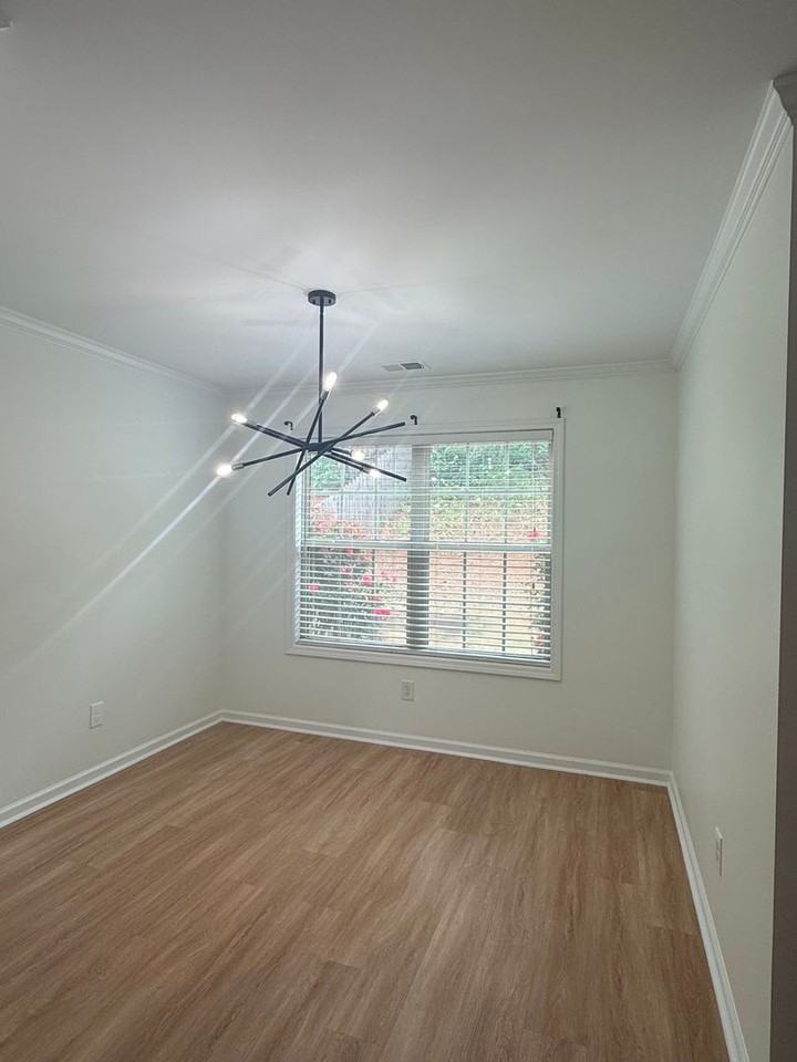 5828 Bradshaw Ct - Photo 7 of 26