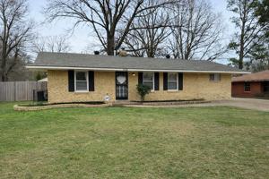 featured image of 4898 Dianne Dr