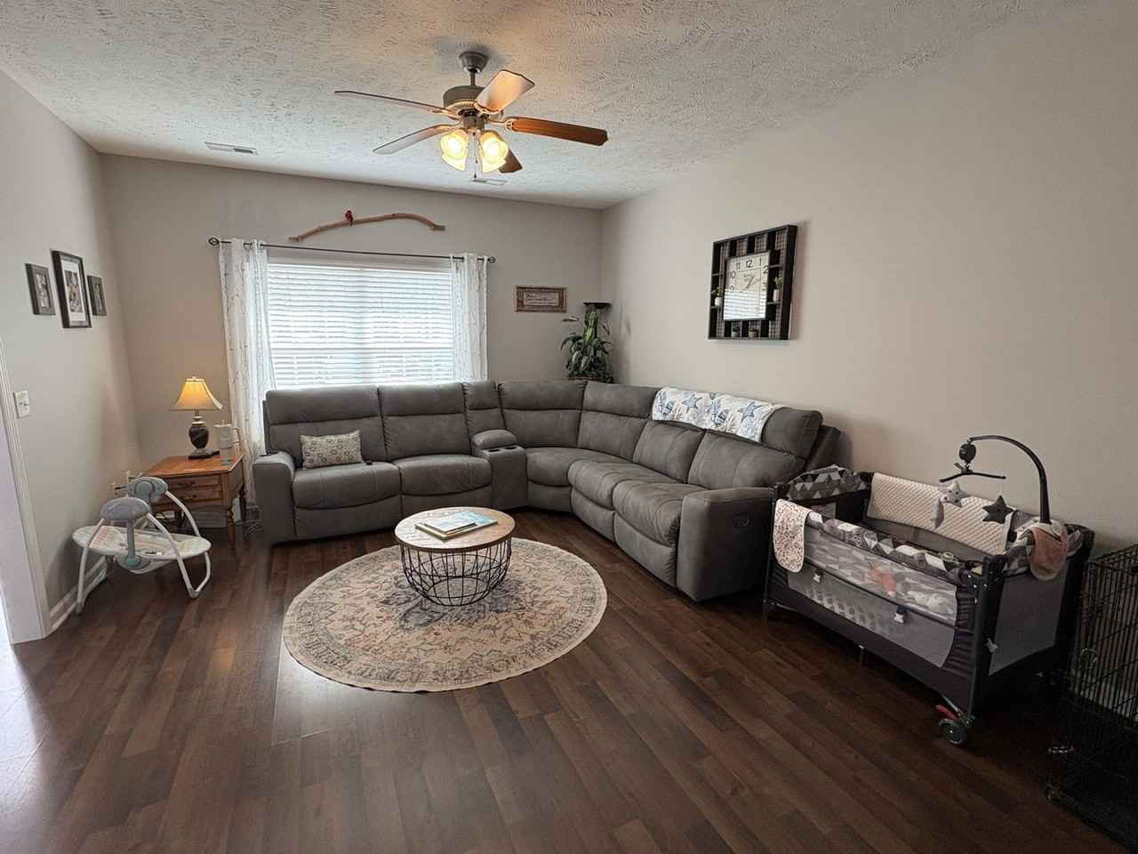 2455 New Holland Cir - Photo 3 of 12