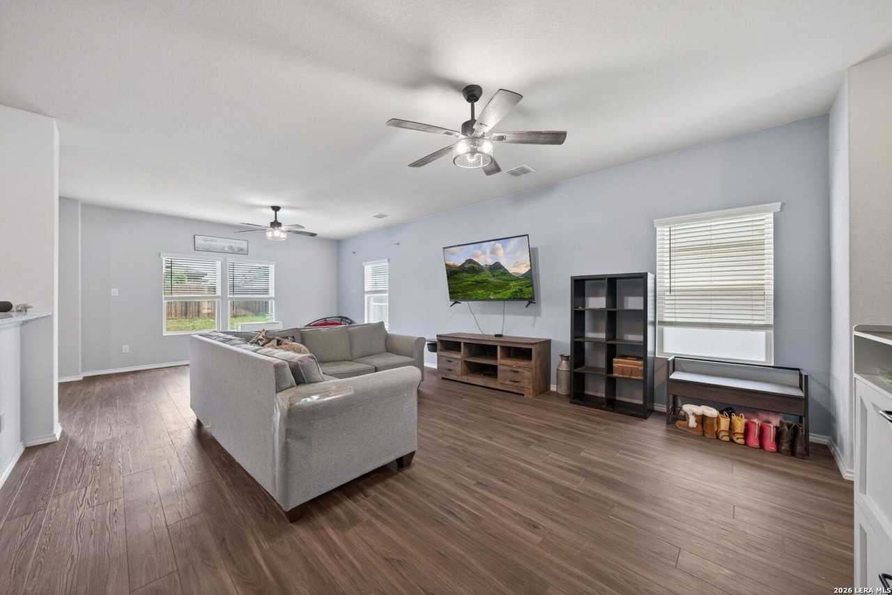 5910 Frisbee Path - Photo 3 of 20