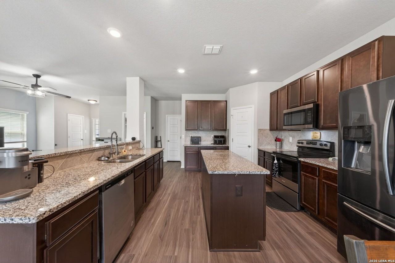 5910 Frisbee Path - Photo 6 of 20