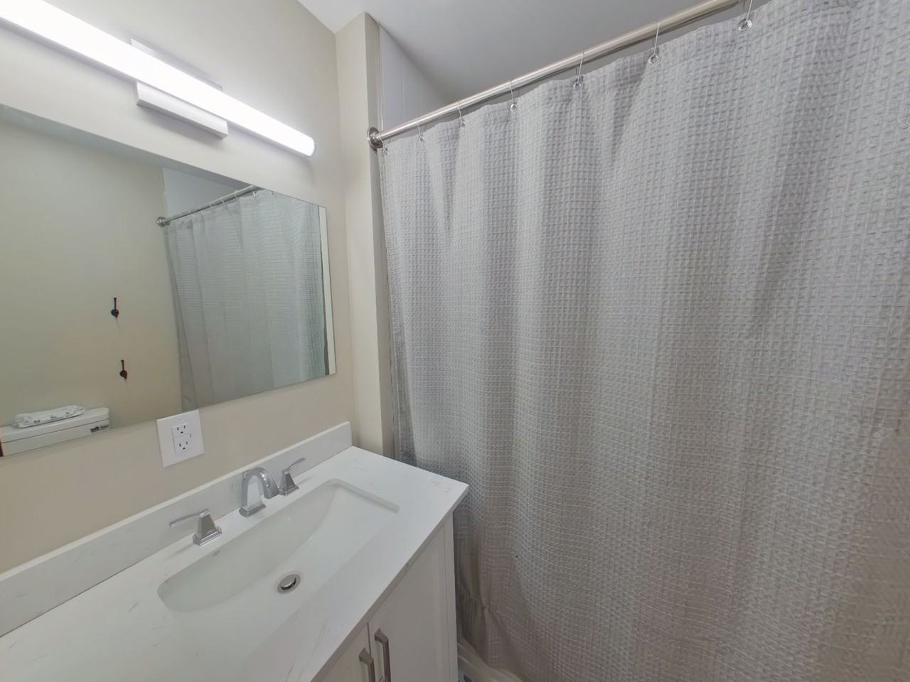 267 N Minnesota Ave - Photo 6 of 13