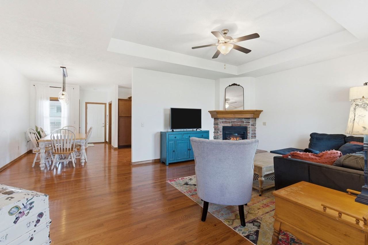 2414 W Summerset - Photo 4 of 29