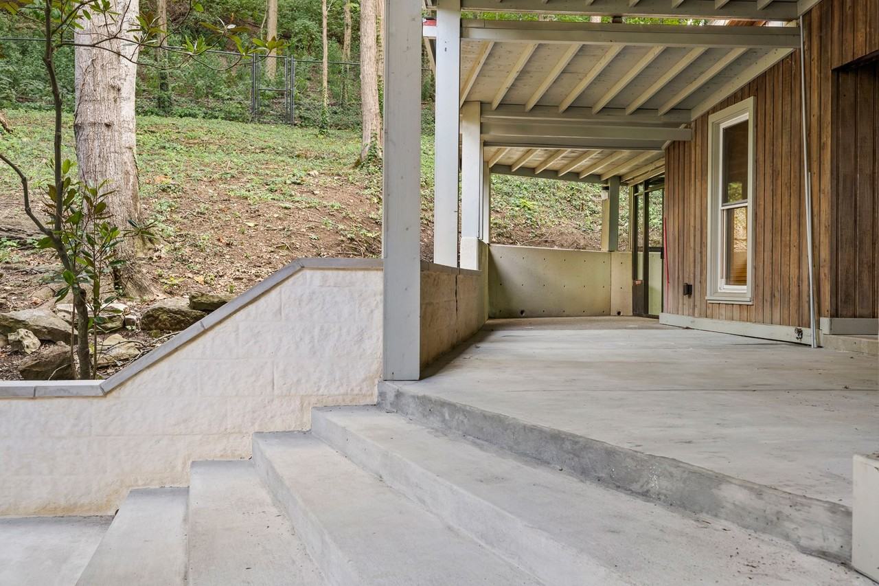 5729 Stoneway Trl - Photo 5 of 34