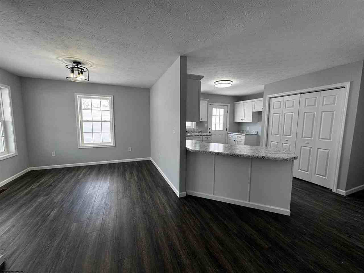 156 Montgomery Rd - Photo 2 of 10