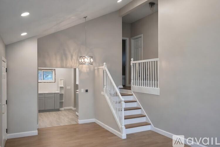 7511 Lyons St #NA - Photo 2 of 10