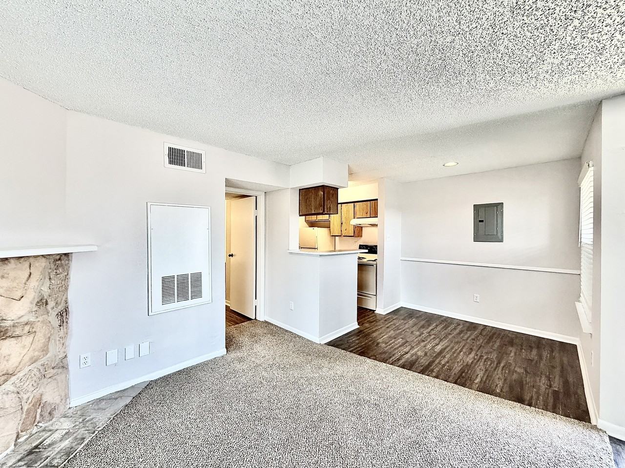 S Staples St #NULL - Photo 2 of 15