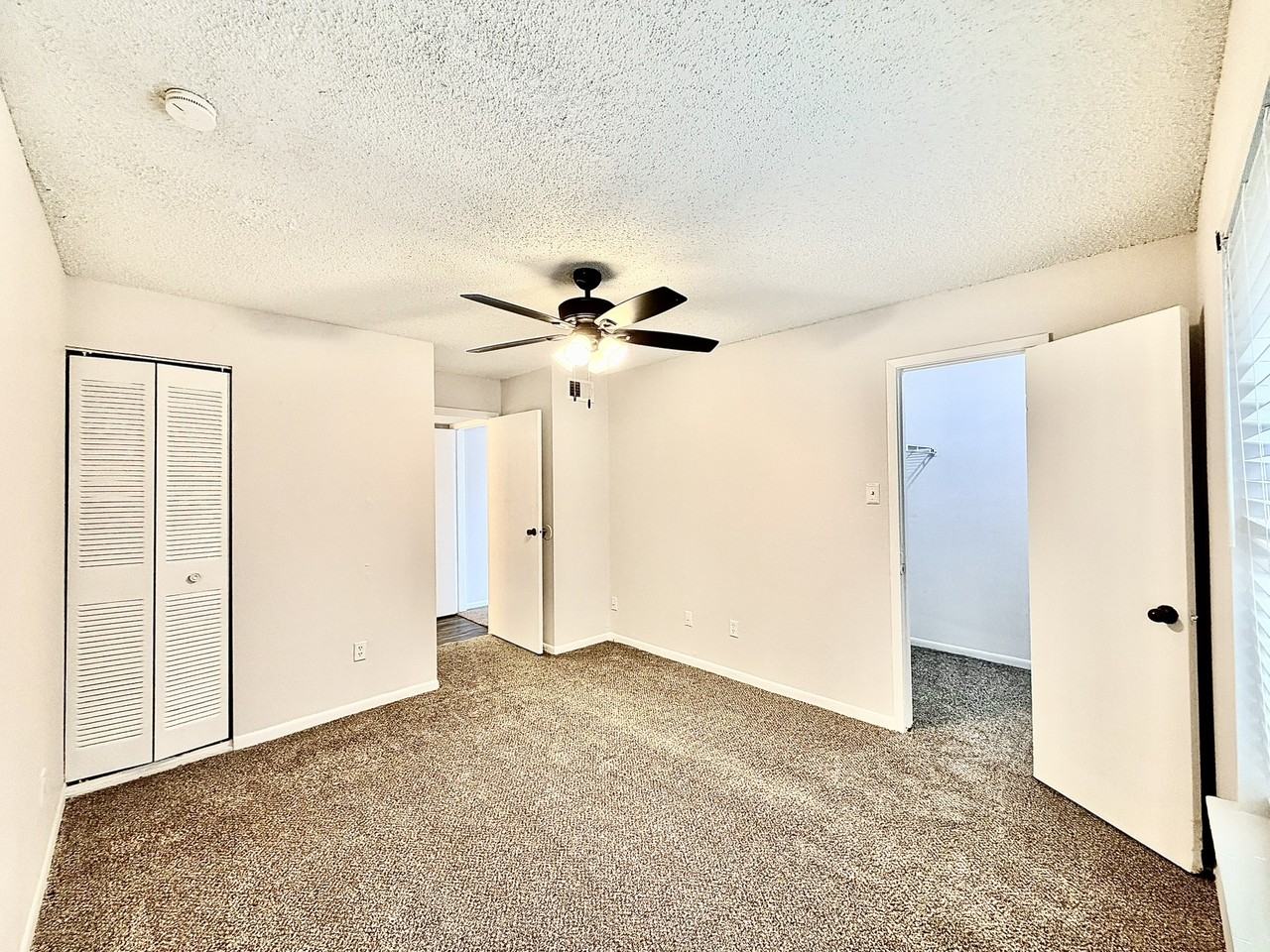 S Staples St #NULL - Photo 7 of 15