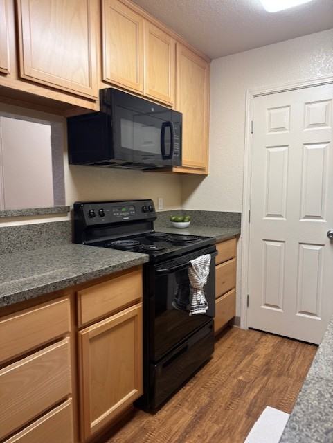 1900 Oakdale Rd #305 - Photo 4 of 15