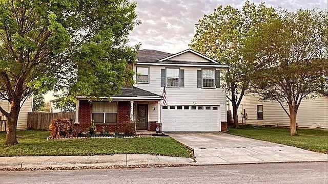 7226 Carriage Elm #A - Photo 2 of 4