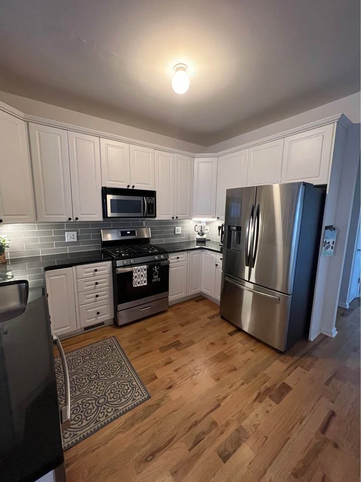 3615 Deep Cove Dr #3615 - Photo 2 of 17