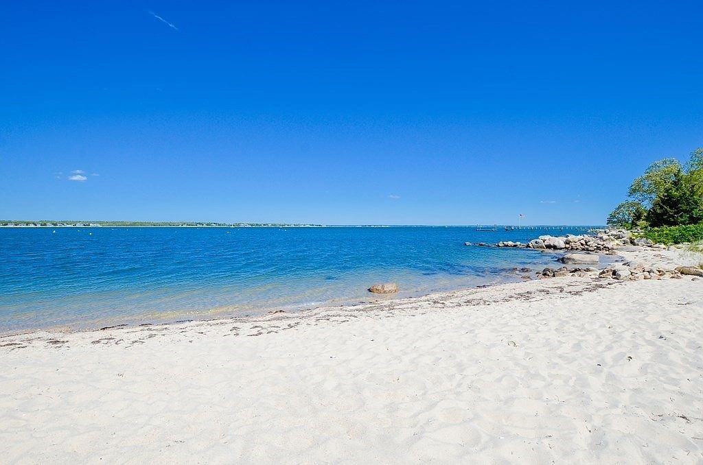 12 Taunton Ave #NA - Photo 3 of 21