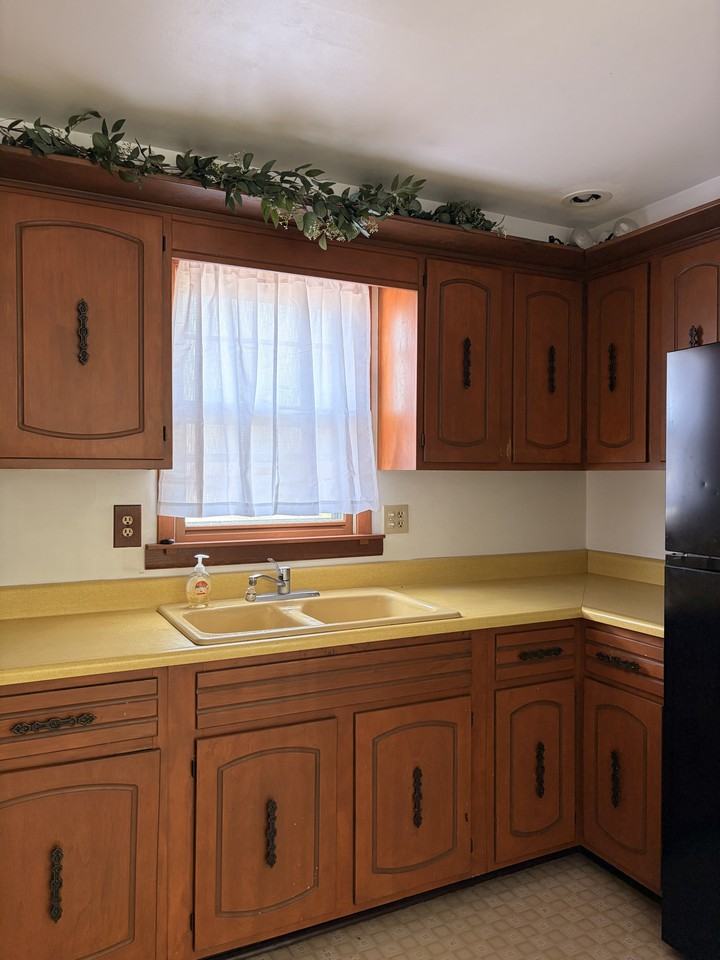 919 Wilson St #A - Photo 3 of 7