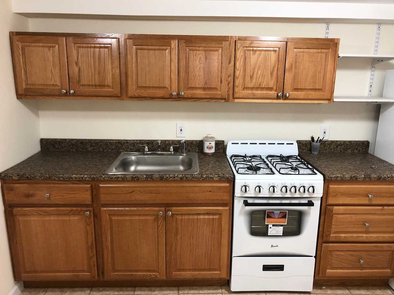 13536 128th St #BS - Photo 4 of 9