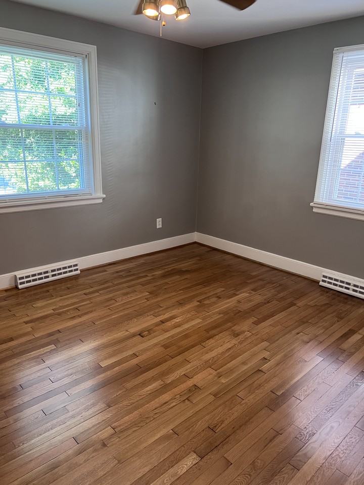 4606 W Franklin St #NA - Photo 6 of 24