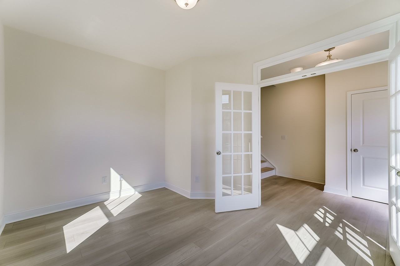 2907 W Trade St #2907 - Photo 5 of 50