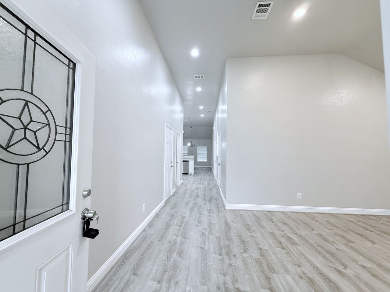 6002 Colorado St #NA - Photo 2 of 15