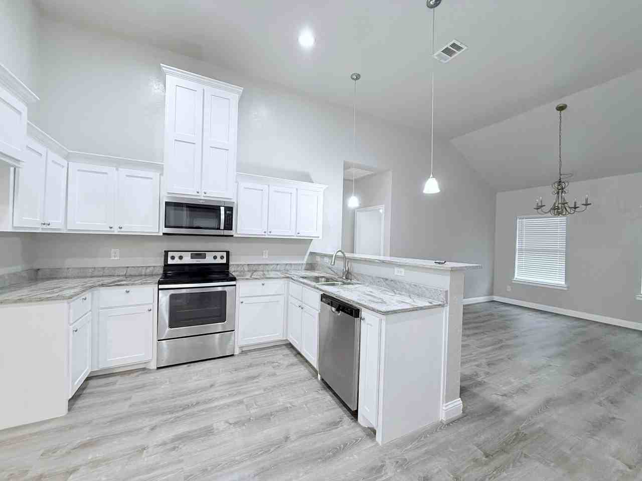 6002 Colorado St #NA - Photo 5 of 15