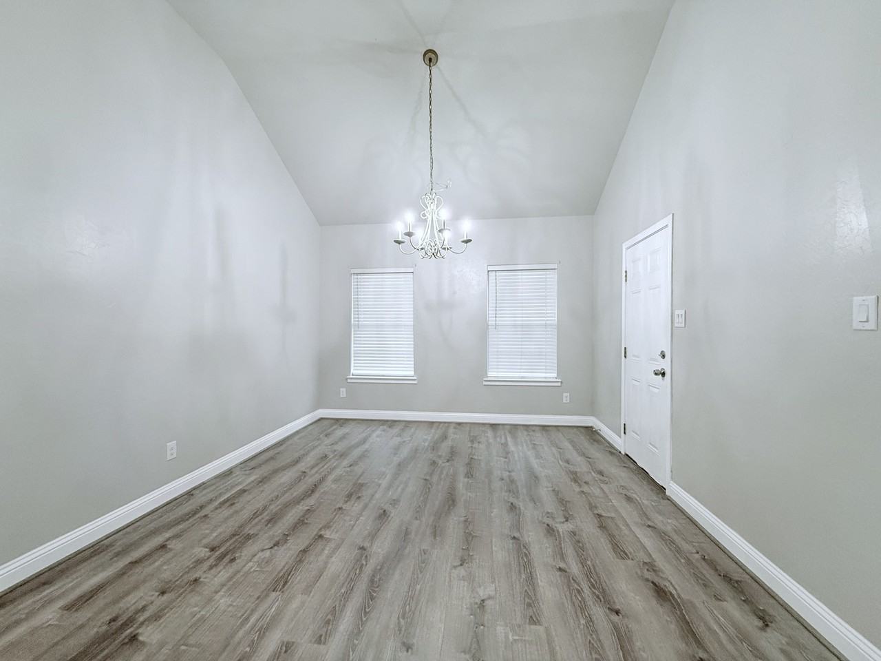 6002 Colorado St #NA - Photo 7 of 15