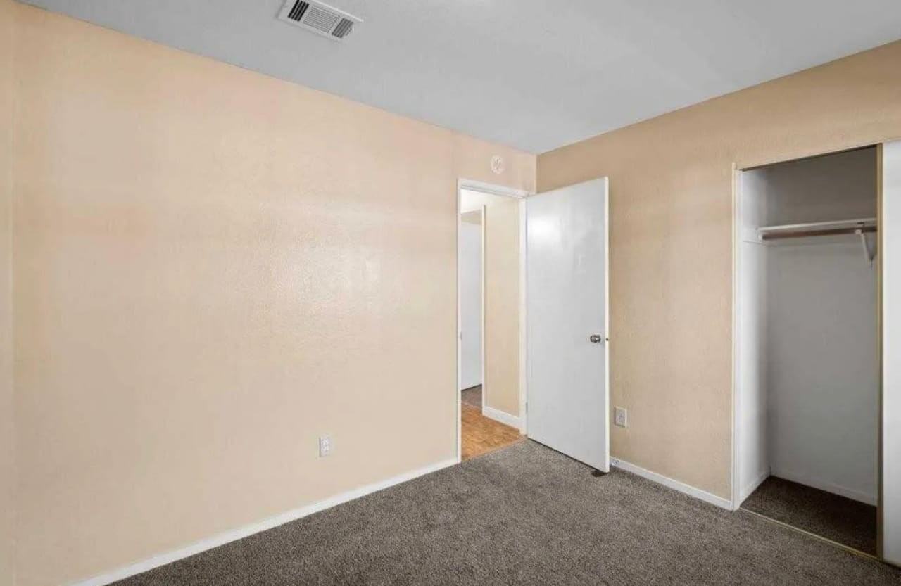 1813 Landing Dr #NA - Photo 2 of 11