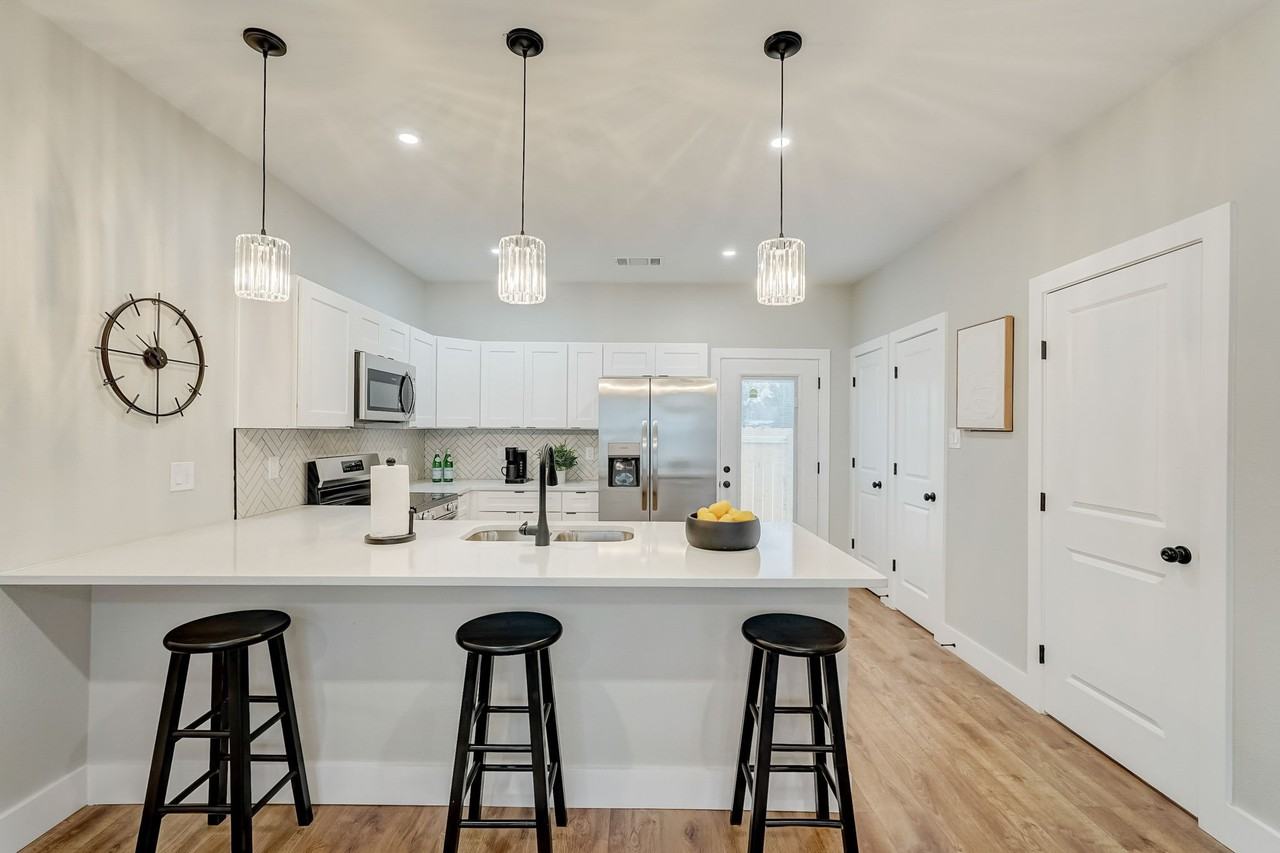 210 Piedmont Ave #101 - Photo 4 of 15