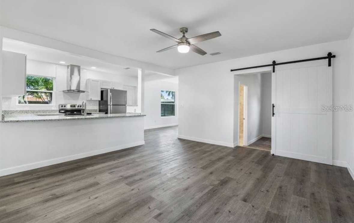 6690 33rd Ave N #NA - Photo 6 of 9