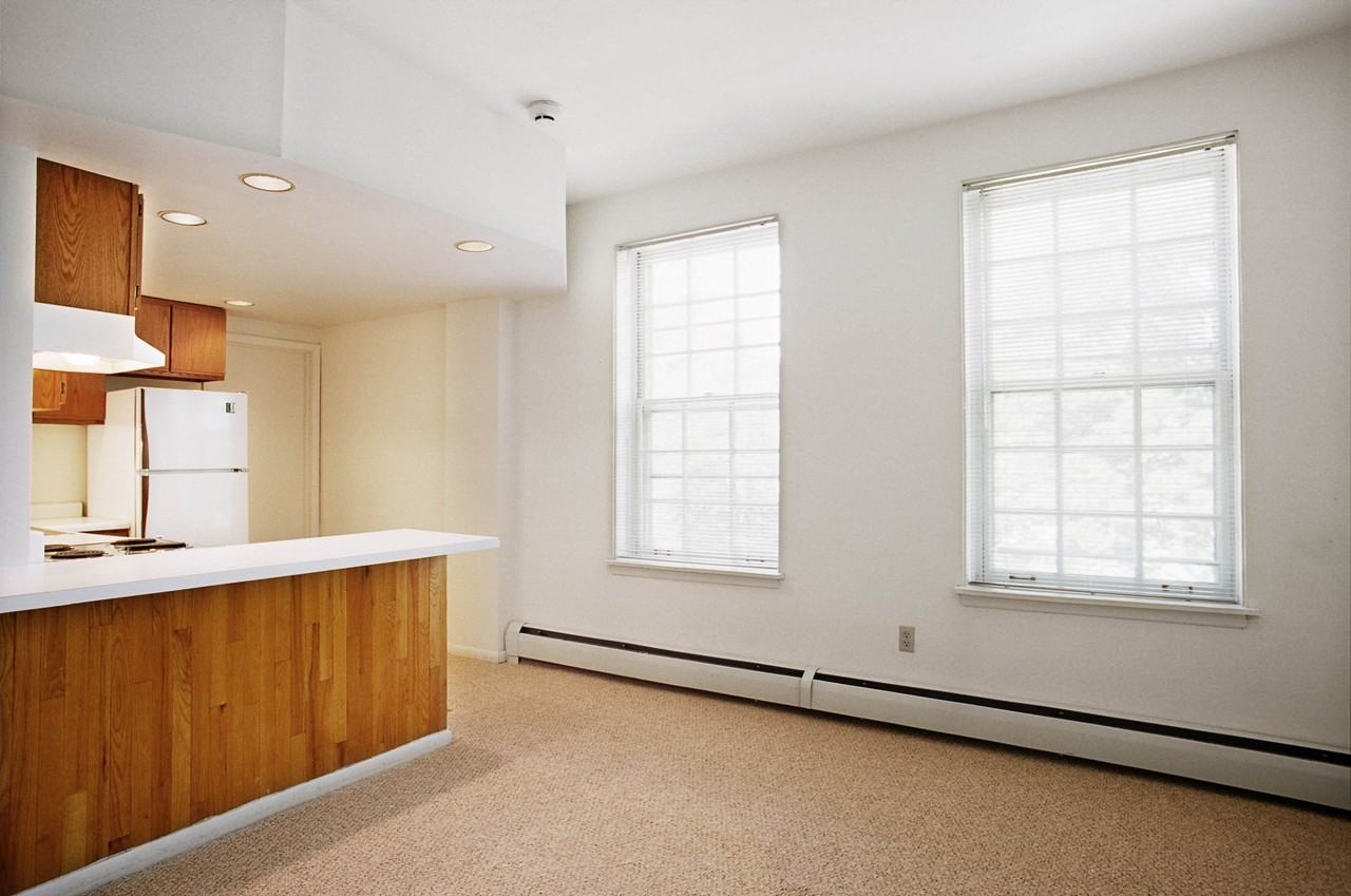 261 Shady Ave #21 - Photo 3 of 7