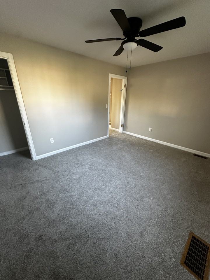 7375 Huntridge Ave #NA - Photo 7 of 13