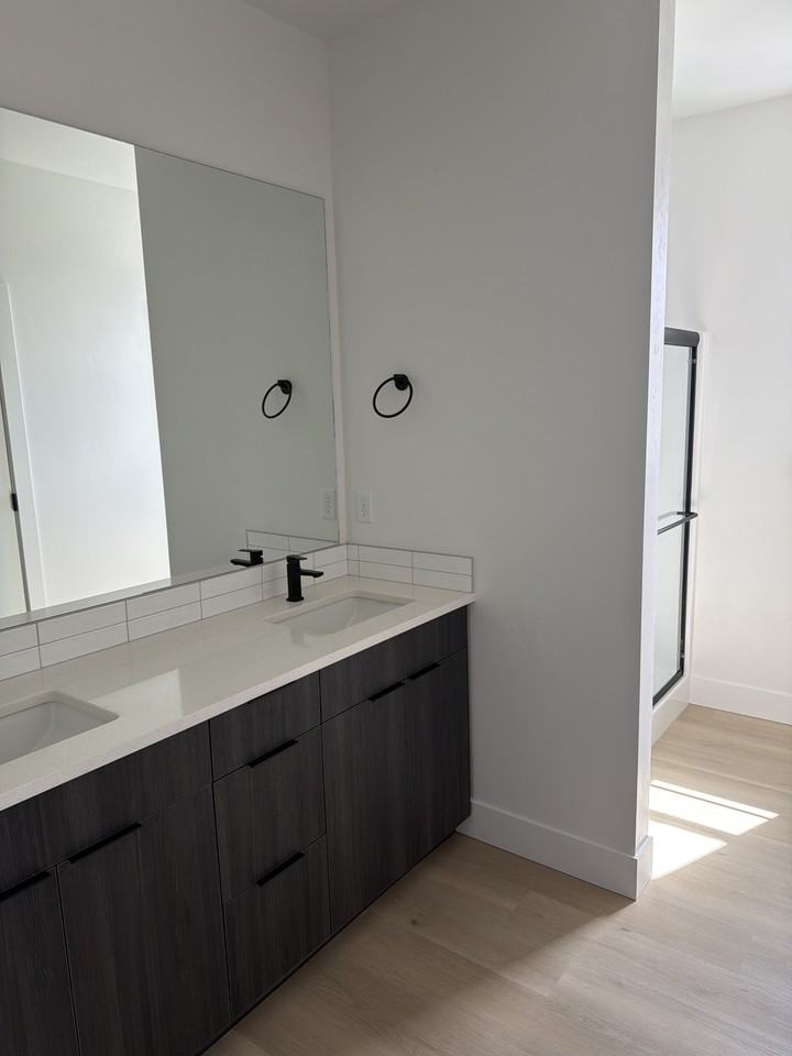 1618 N 31st St #C - Photo 6 of 20