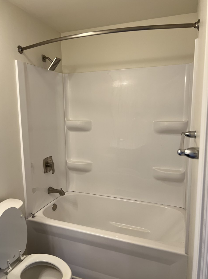 1306 Woodlawn Ave #1D - Photo 5 of 10