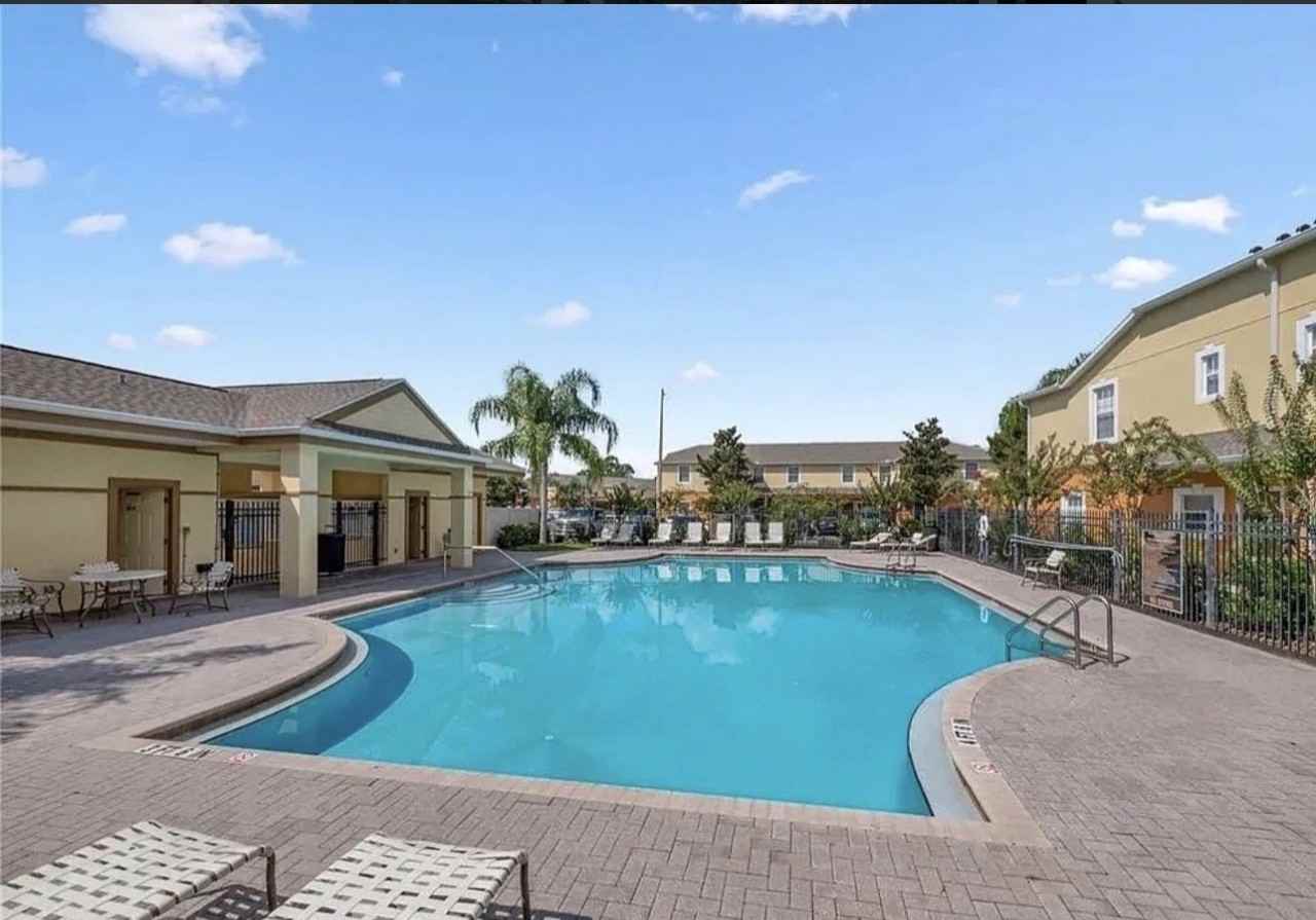 4150 Shade Tree Ln #4150 - Photo 3 of 28