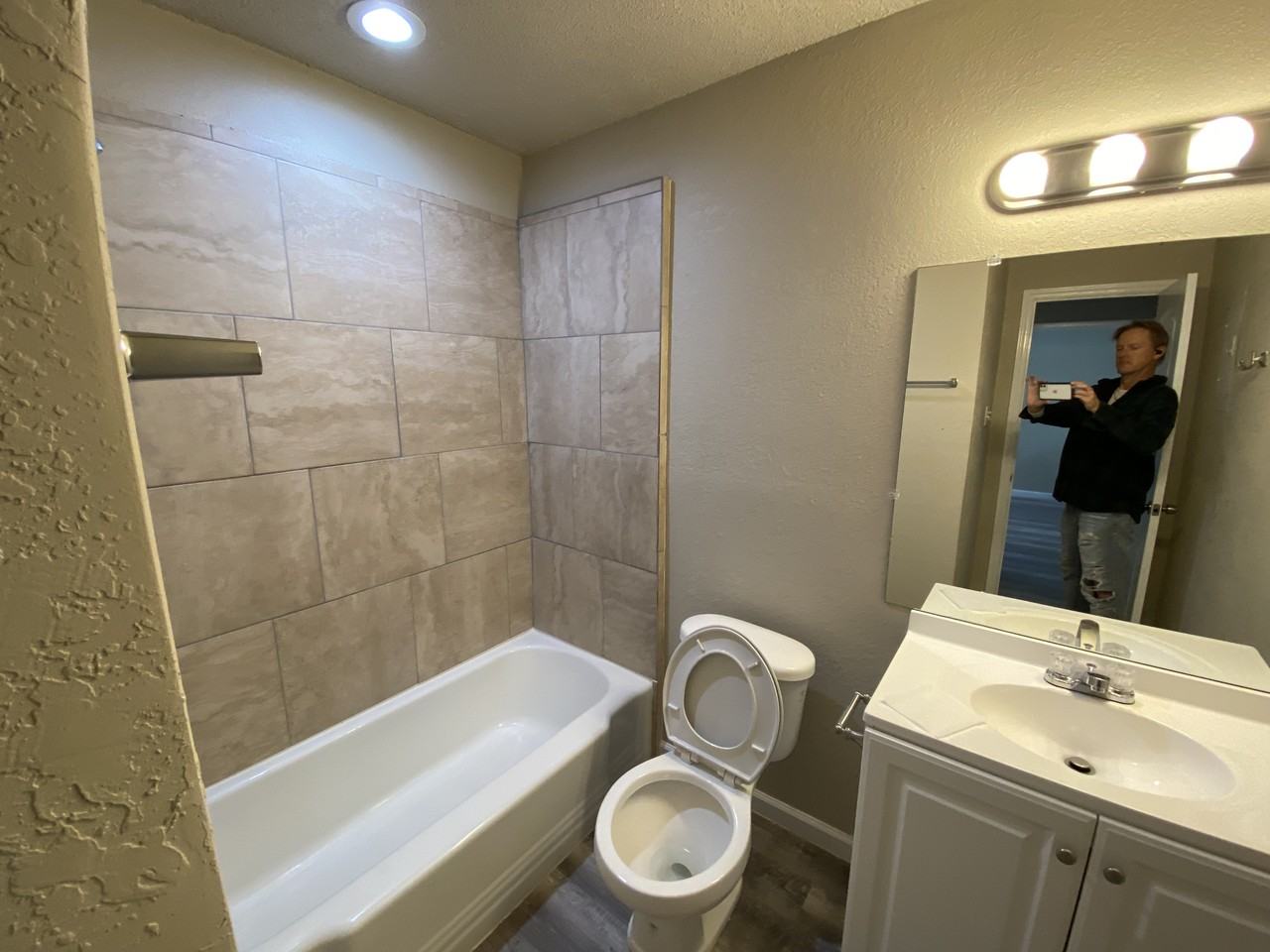 2030 Menard Hwy #6 - Photo 4 of 12