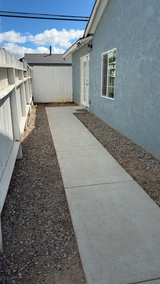 2066 Greenwood Rd #NA - Photo 4 of 10