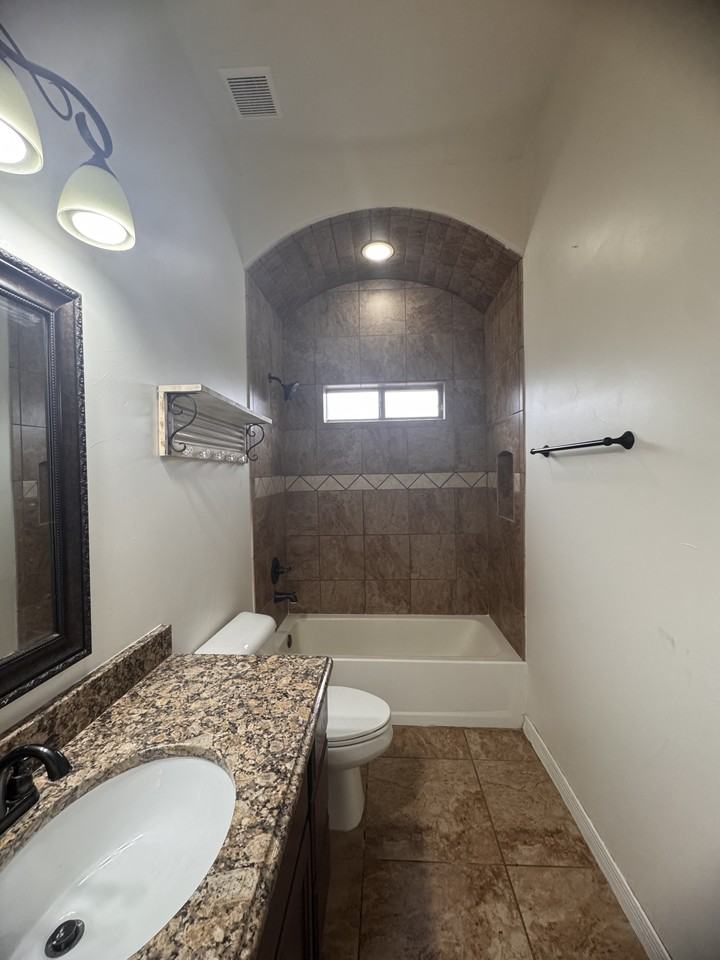 14009 Rainbow Point Dr #NA - Photo 4 of 27