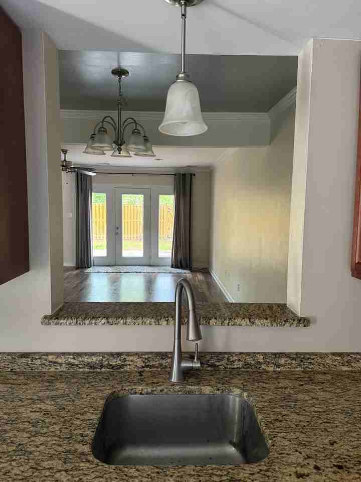 249 Heather Ct #NA - Photo 6 of 16