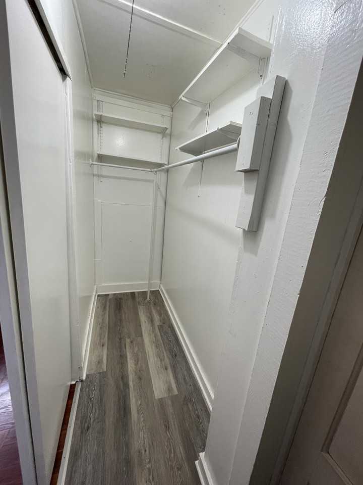 1125 Valley Dr #NA - Photo 7 of 8