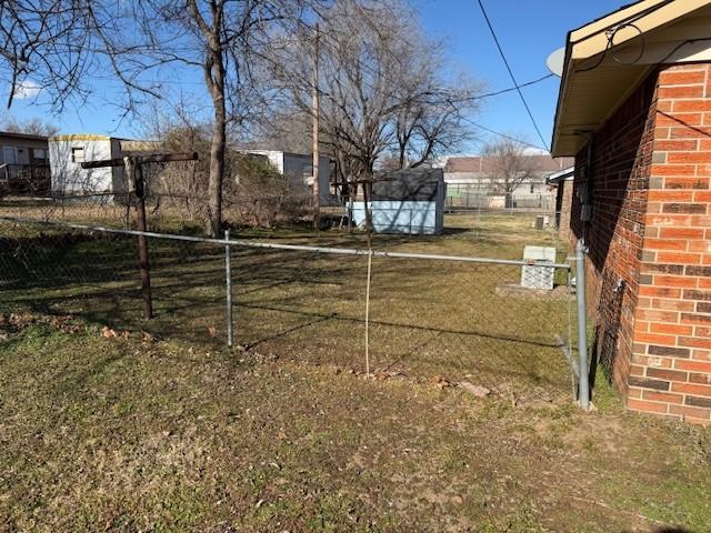 321 N Jones Ave #NA - Photo 7 of 16