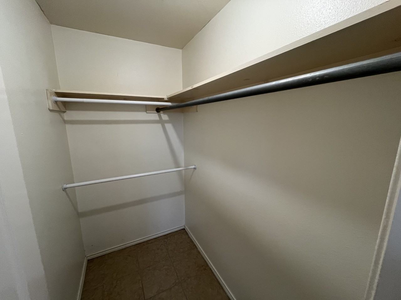 1313 N Sal St #4 - Photo 7 of 12