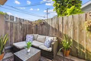 featured image of 4666 Mission Ave #7