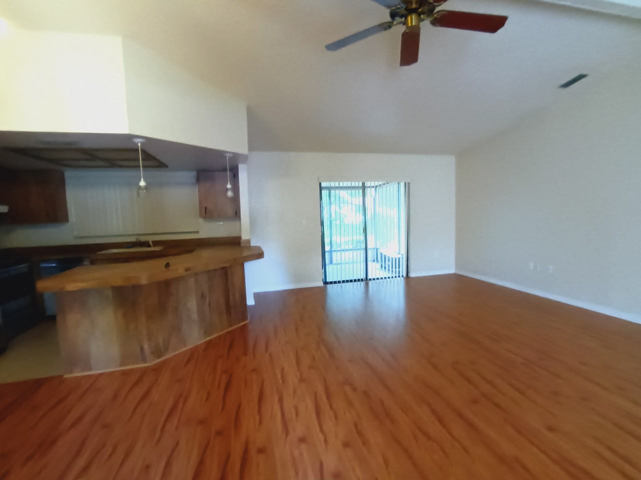 9046 Blackstone St #NA - Photo 4 of 16