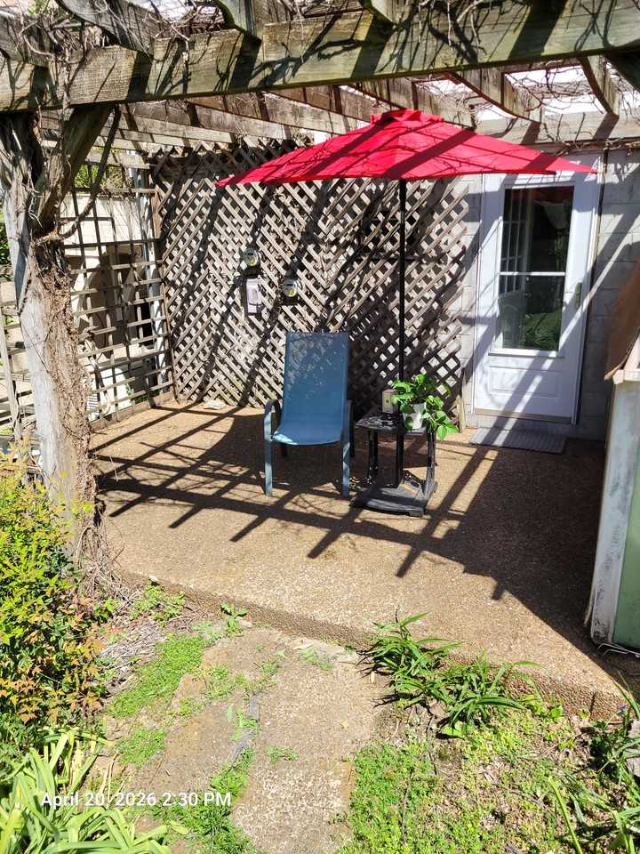 2117 19th Ave S #A - Photo 2 of 16