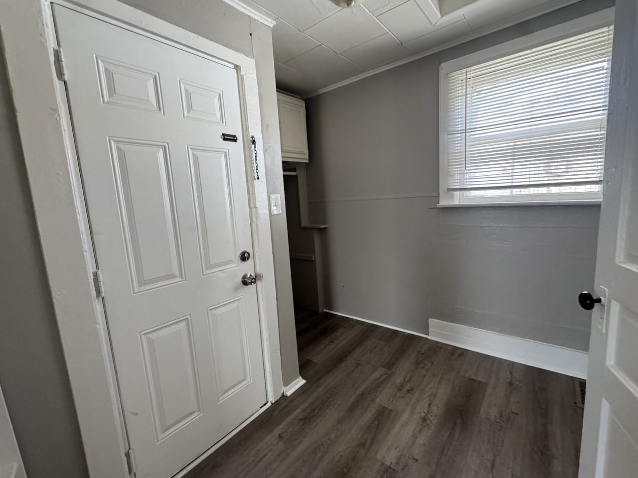 15 Washington St #2 - Photo 2 of 11